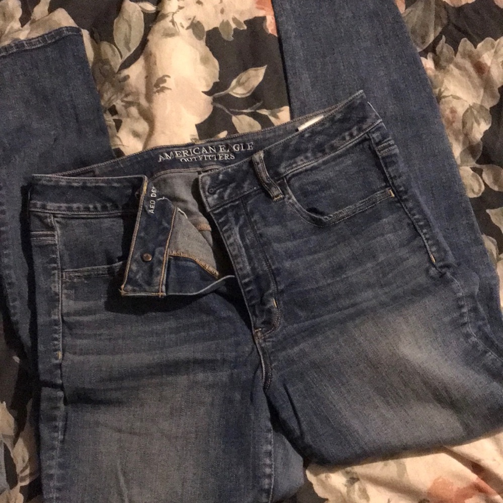 Like New AE high rise jegging size 12